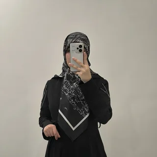 رنگ مشکی
