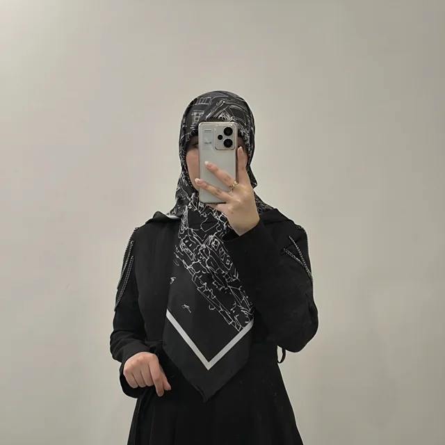 رنگ مشکی