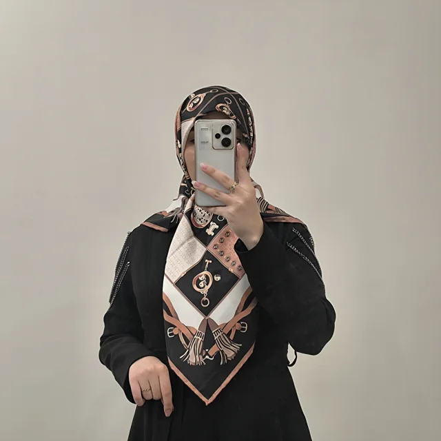 روسری ابریشم توییل آسادخت - کد 1017