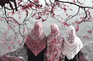 ست کردن لباس عید با شال و روسری؛ راهنمای کامل برای ظاهری خاص در نوروز